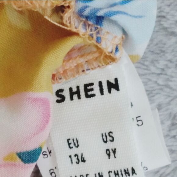 SHEIN Girls Tropical Print Puff Sleeve Crop Top & Ruffle Hem Shorts Set NWT 💙👍 - Picture 9 of 13